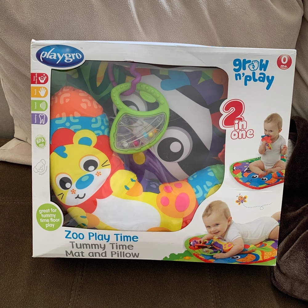 Brand NEW!!! Playgro Zoo Tummy Mat & Pillow
